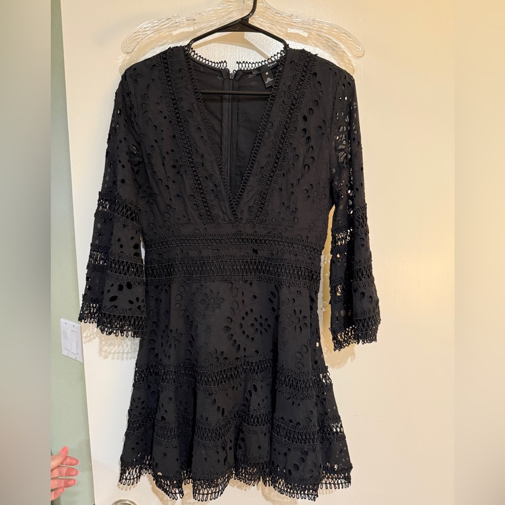 Aqua Brand Women’s Mini Length Long-sleeve V-Neck laced Dress - Black - Size S